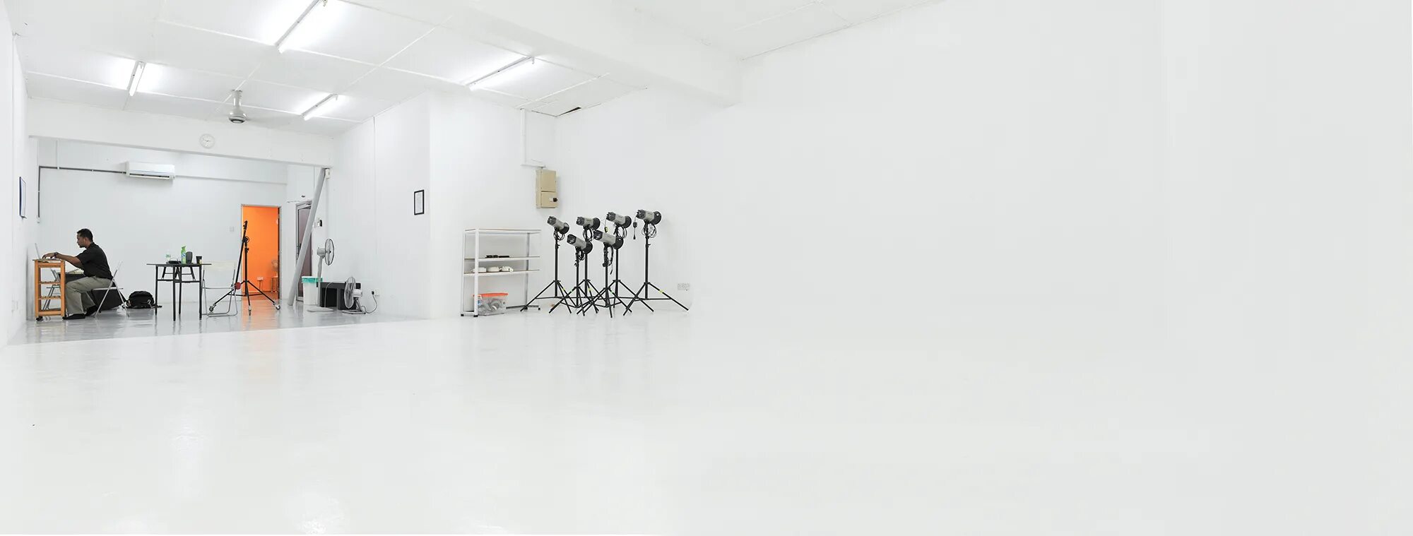 фон телестудии задний. стена комнаты для фотошопа. задний фон студио. задний фон студио. задний фон студио.