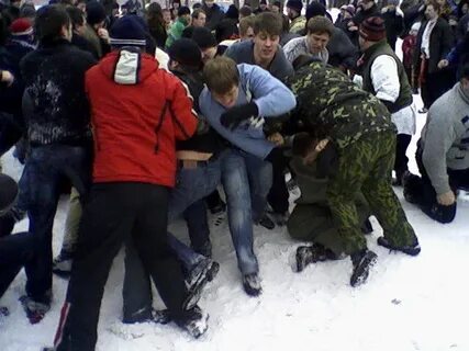 Что значит стенка на стенку