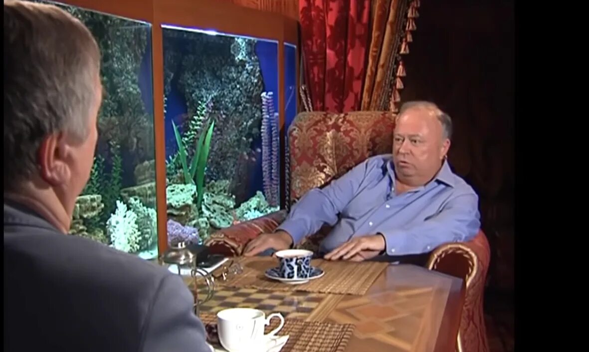 Момент истины передача караулова. Андрей караулов момент истины. Караулов андрей момент истины 2020. Андрей караулов момент истины передача. Андрей караулов момент истины.