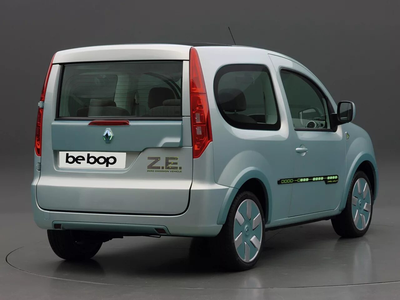 Renault ваз. Renault Kangoo be Bop. Рено Кангу электромобиль. Renault Kangoo Bebop. Рено Кангу концепт.