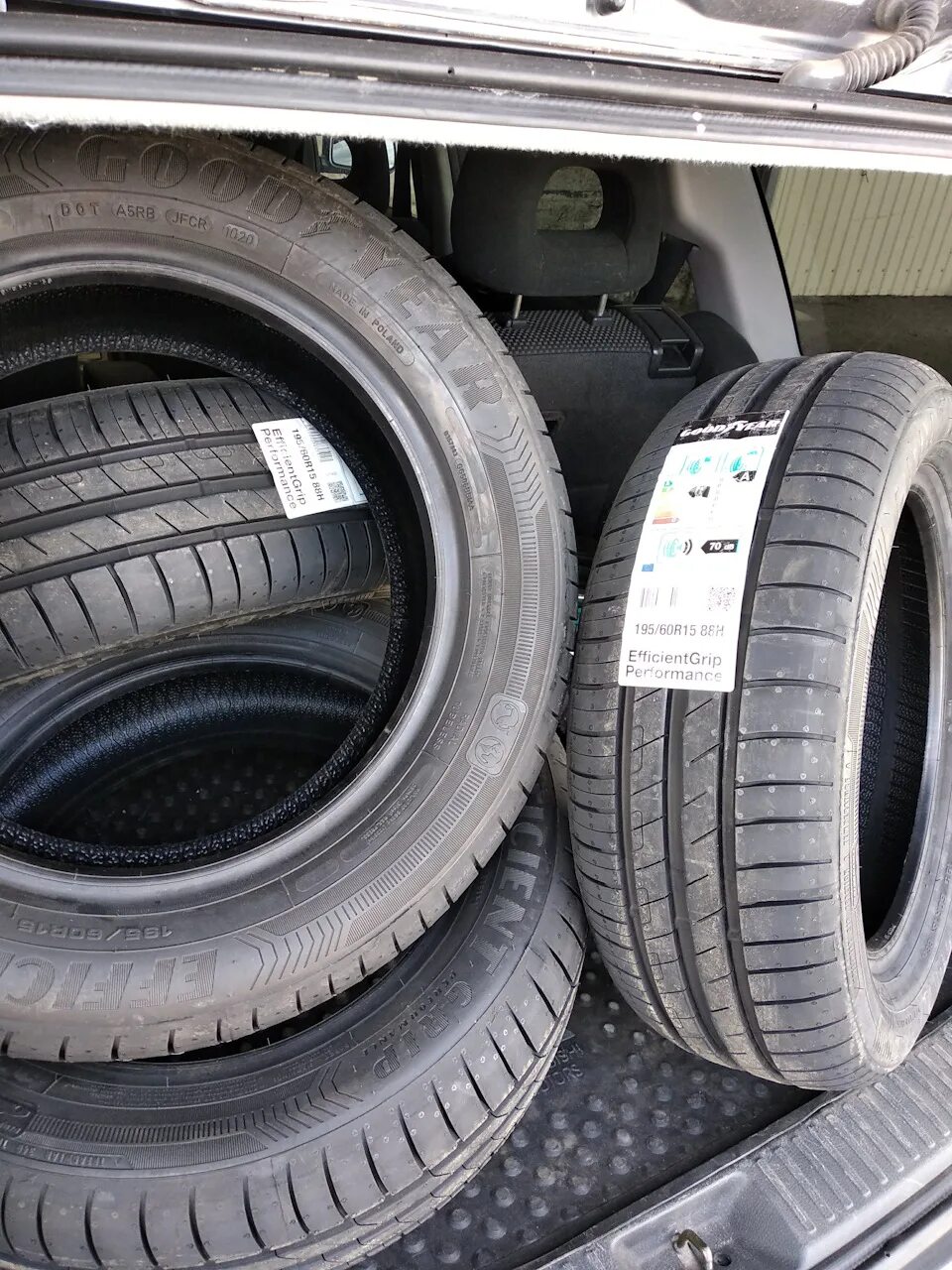 Goodyear EFFICIENTGRIP Performance 2 185/65 r15 88h. Goodyear EFFICIENTGRIP Performance 2 195/65 r15. Goodyear EFFICIENTGRIP Performance 2 195/60 r15. Goodyear EFFICIENTGRIP Performance 195/60 r15.