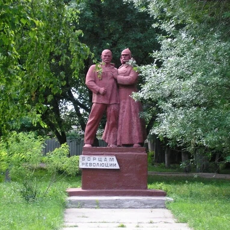 Поселок Романовка Саратовской области. Р.П Романовка Романовского района Саратовской области. Памятники р.п. Романовка Саратовская. Достопримечательности Романовки Саратовской области. В романовке саратовская область на неделю