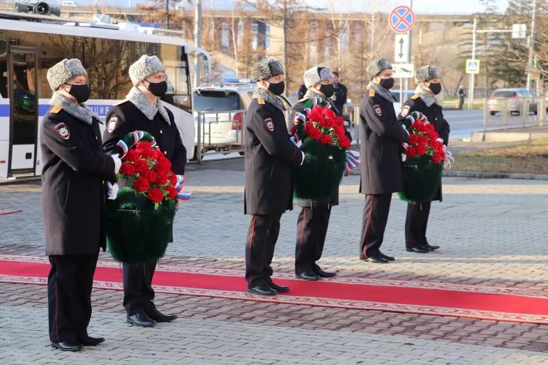 День памяти сотрудников погибших при выполнении служебных. День памяти погибших сотрудников МВД. 8 Ноября день памяти погибших сотрудников МВД. День памяти погибших сотрудников органов внутренних дел РФ. День памяти погибших сотрудников ОВД.