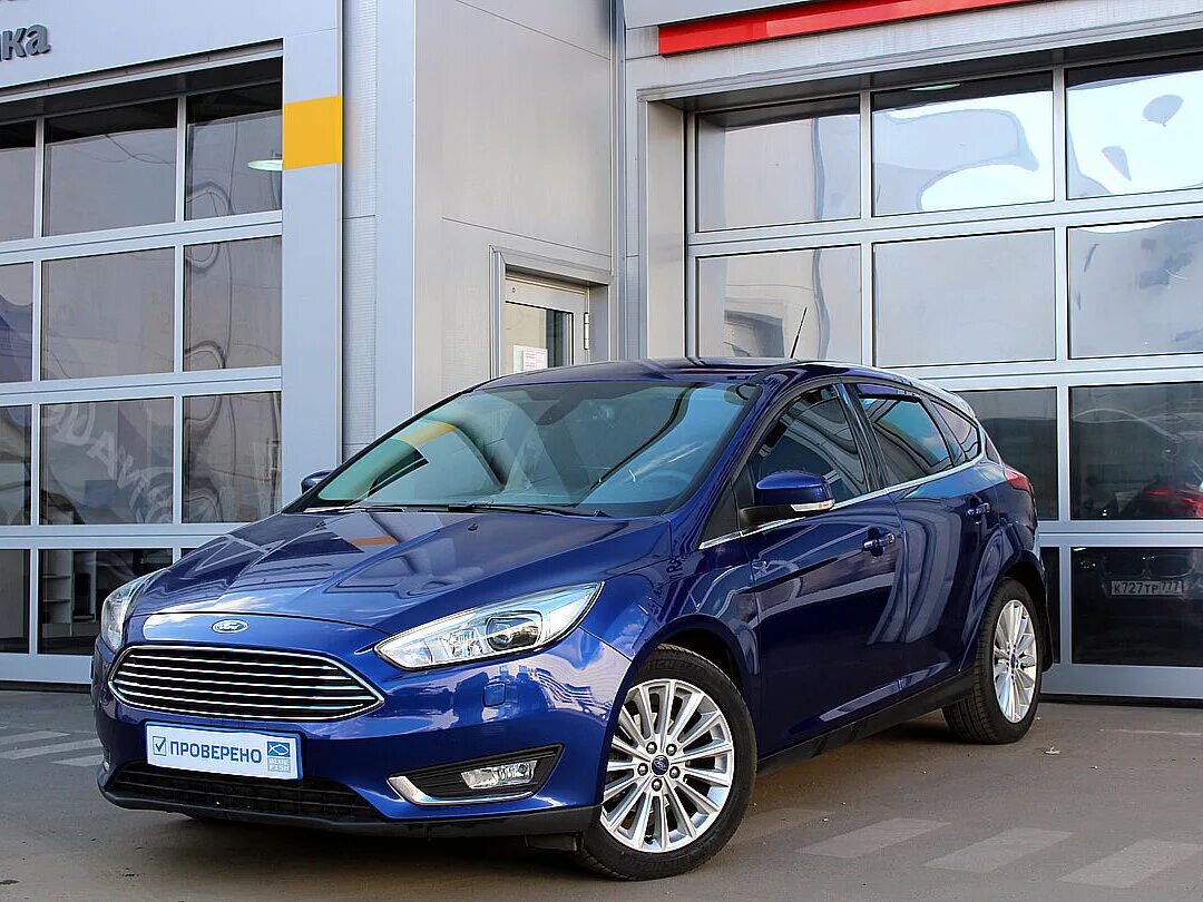 Форд фокус 2016. Ford Focus 2015 хэтчбек. Ford Focus 3 2015 года. Ford Focus 3 Рестайлинг. Купить фокус спб с пробегом