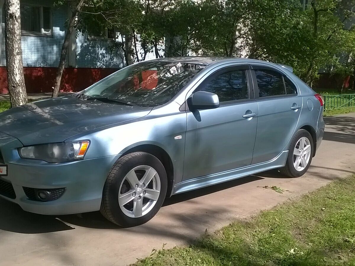 Ланцер отзывы. Mitsubishi Lancer 1.8 2008. Mitsubishi Lancer 2008. Мицубиси Лансер 10 хэтчбек. Mitsubishi Lancer 10 1.8.