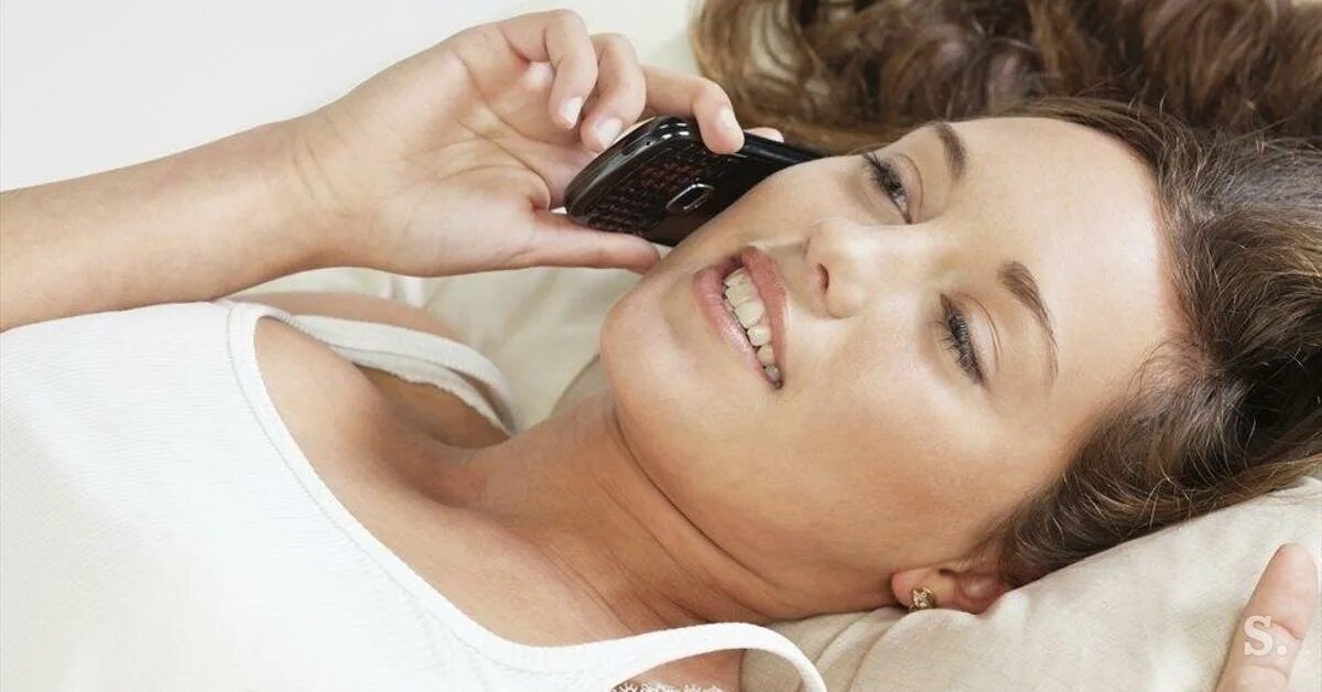 Phone bed