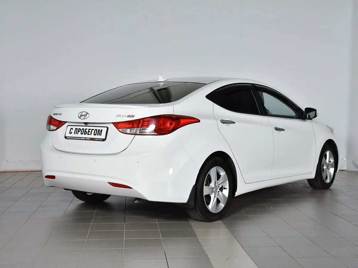 Купить хендай аванте. Hyundai Avante 2012. Hyundai Avante 2012 белый. Хендай Аванте 2012. Хендай Аванте 2012 белая.