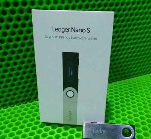 Ledger Nano x упаковка. Ledger Nano s Plus White. Ledger Nano s купить. Леджер для криптовалюты купить. Купить ledger nano x