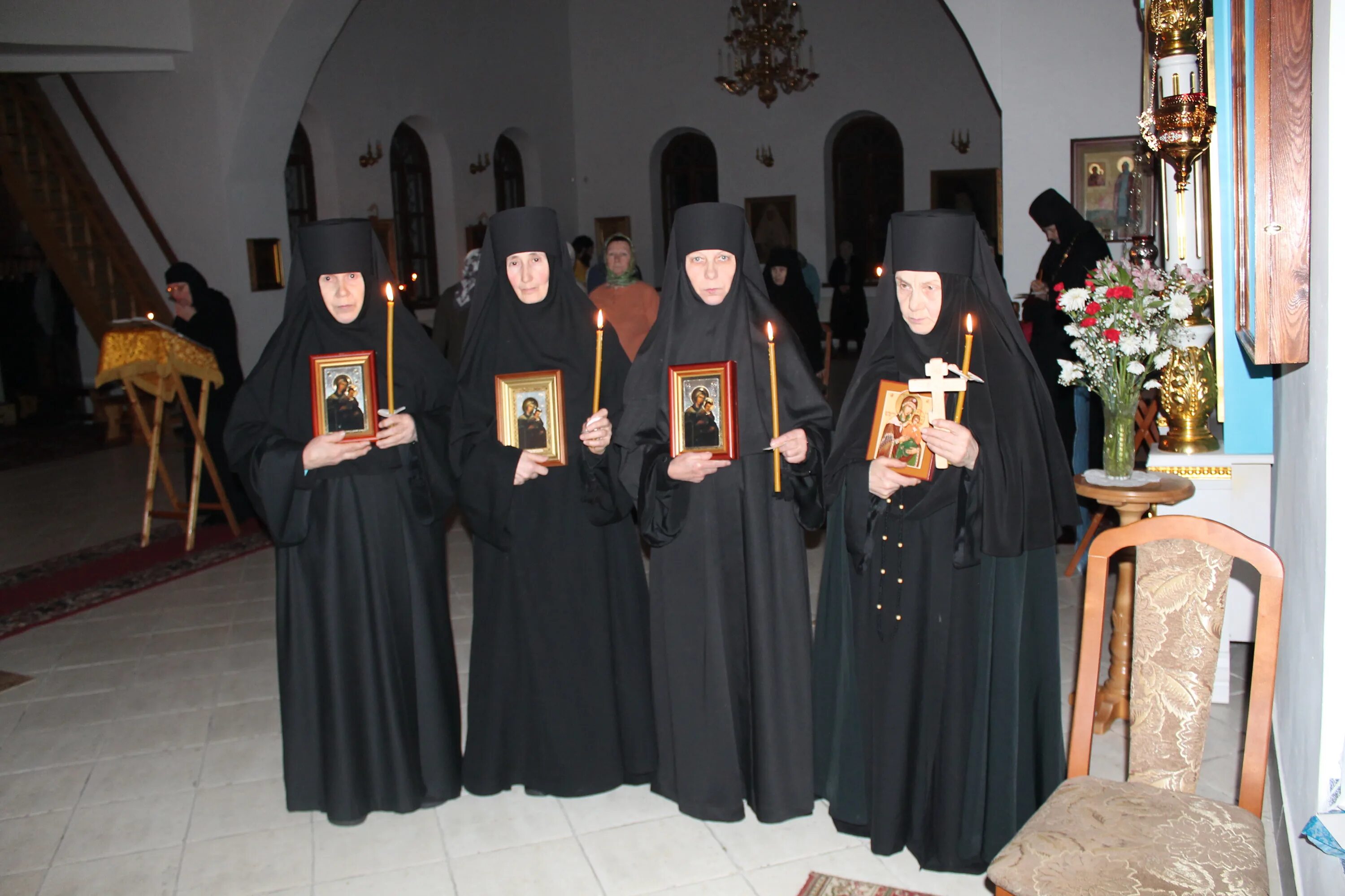 монахини горицкого монастыря. сестер монастыря. сестры насельницы солотченского монастыря. сестра феофания новотихвинский монастырь. сёстры из монастырь их красивые тела.