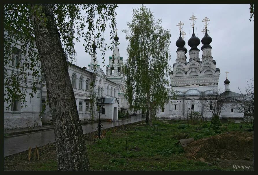 Муромский монастырь петра. Свято-Троицкий женский монастырь в Муроме. Свято-Троицкий Новодевичий женский монастырь Муром. Свято-Троицкого женского монастыря в Муроме. Свято Троицкий православный монастырь Муром.