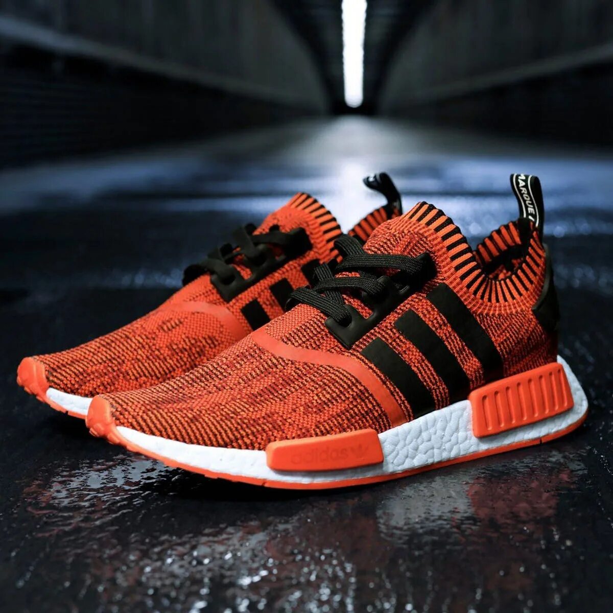 Nmd r1. Adidas nmd_r1. adidas nmd r1 red. adidas nmd r1 primeknit. adidas originals nmd r1.