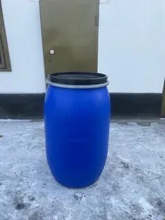 Пластиковые бочки с хомутом