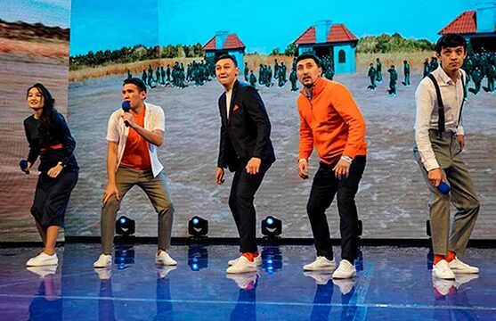Ровеньки квн команда. Квн казахстан. Клуб веселых и находчивых. Не кипишуй квн. Квн 2023.