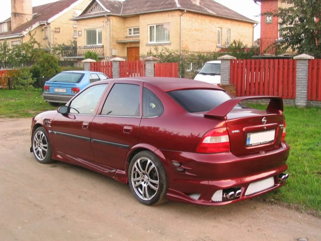 Opel vectra b tuning. Опель вектра 1996 тюнинг. Опель вектра b тюнинг. Опель вектра б 1996 седан. Опель вектра б своими руками.