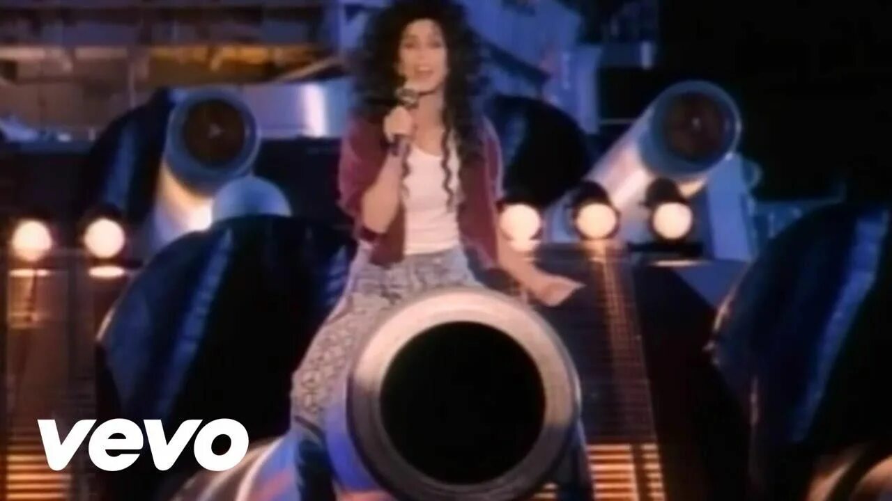 Cher if i could turn back. Шер на корабле миссури. шер в клипе на корабле. cher if could turn back time. шер клипы.