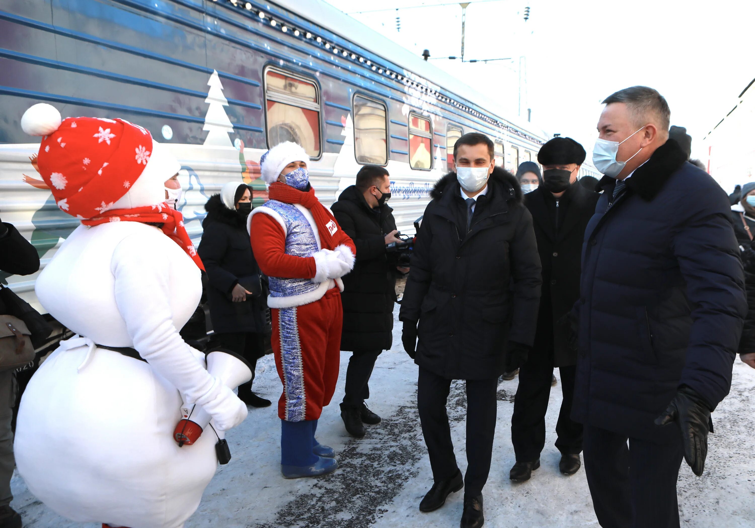 Состав деда мороза. Дед Мороз Вологда. Всероссийский дед Мороз. Вологда Мороз. Кувшинников с дедом Морозом.