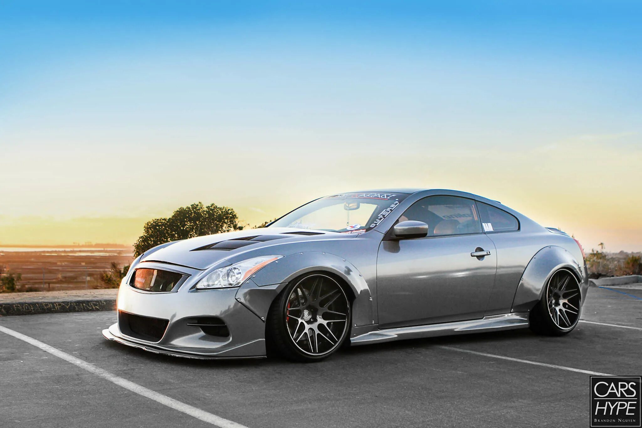 Q 37. Инфинити q37 купе. Skyline g37 Bodykit. Инфинити g37 Coupe Либерти ворк. Infiniti g37 Coupe Rocket Bunny.