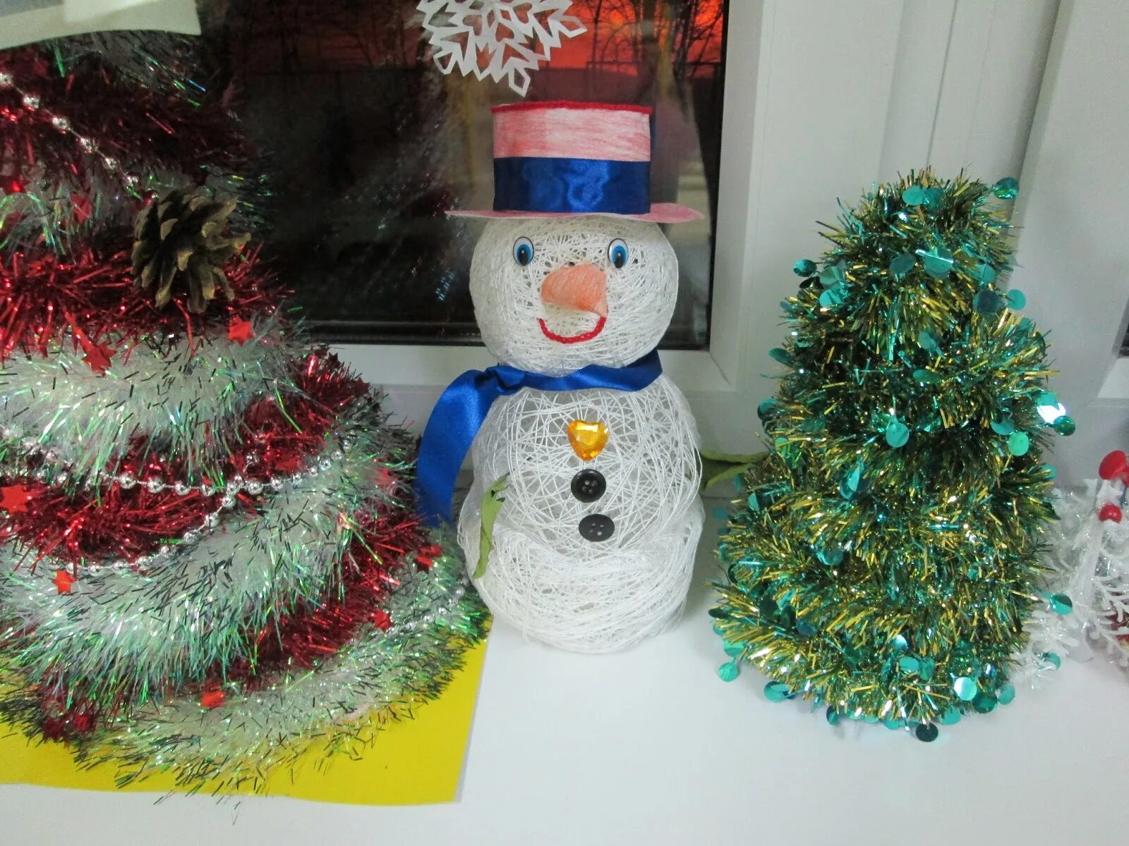 сценарий снеговик почтовик для средней группы.