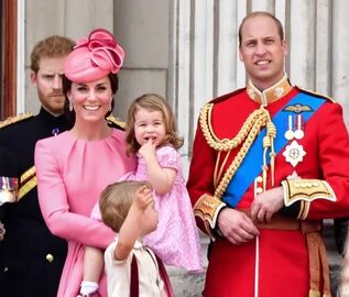 Royal pink: как королевские особы носят розовый цвет