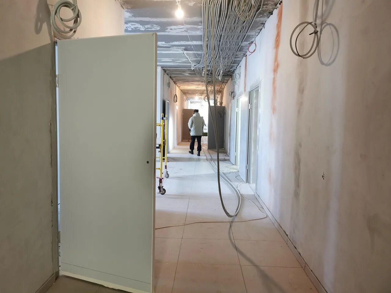 Кап ремонт школа №16 березовский кузбасс. Нахабино новый городок. Новый городок вакансии. Новый городок вакансии. Новый городок вакансии.