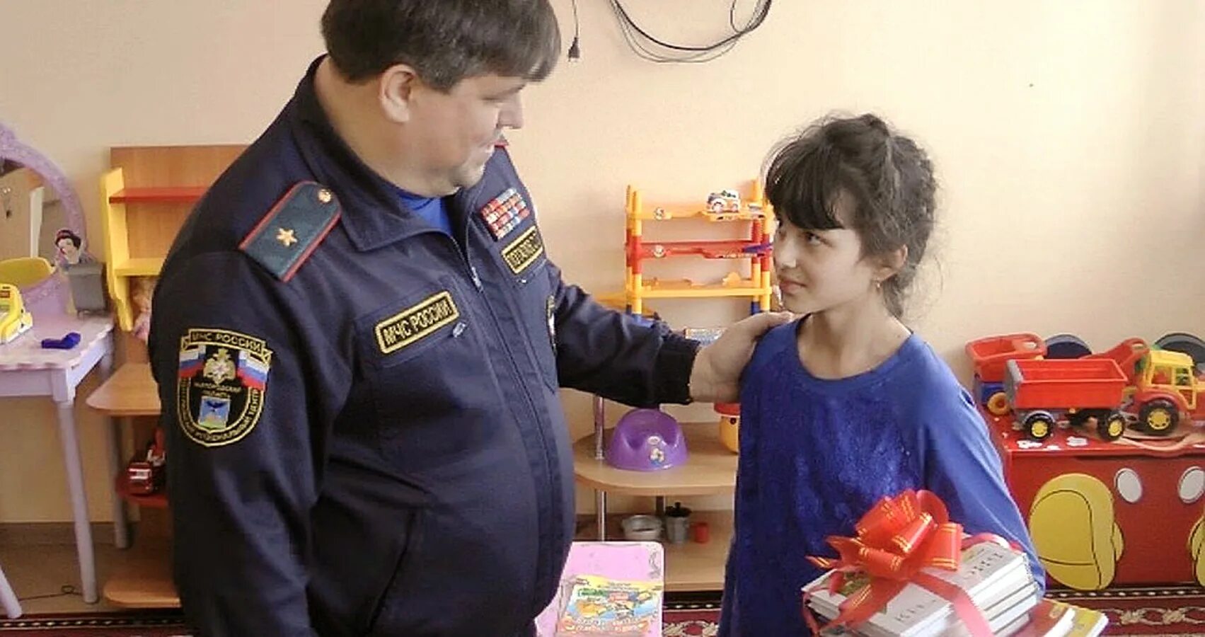 Девочка спасла из пожара. Девочка спасла из пожара