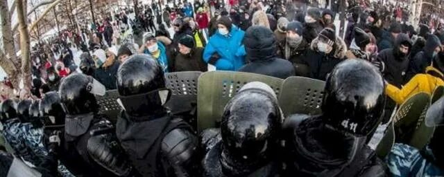 Несанкционированные массовые мероприятия. Протесты в Москве. Задержание протестующих россиян.