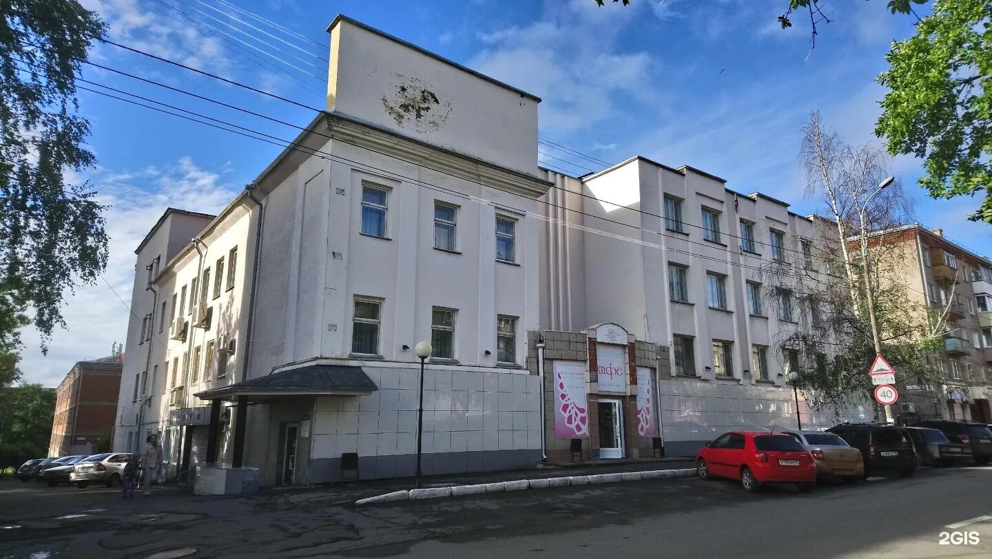 Жемчужина революционная ул 217 ижевск фото Жемчужина Банкетные залы и рестораны: интерьер банкетных залов, Ижевск