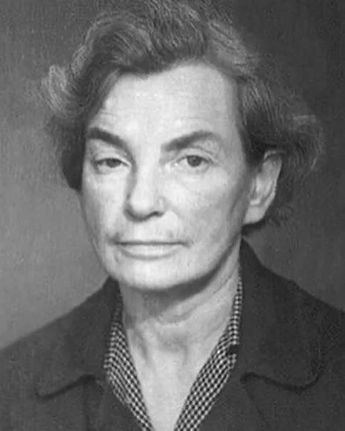 Учителя луговской школы. История возникновения фамилий. Фамилия луговская. Фамилия луговская. Фамилия луговская.