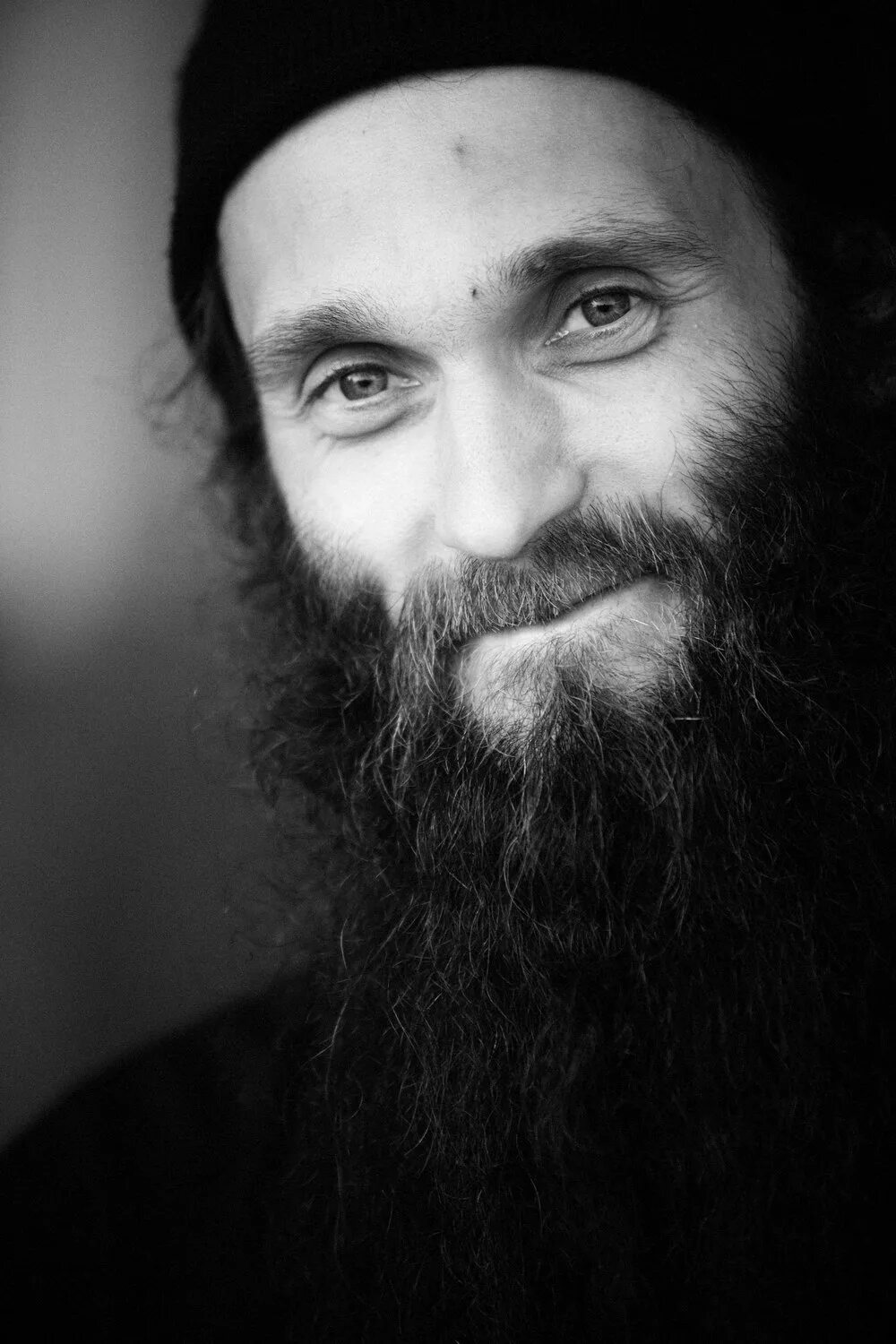 лицо святого человека. икона моргающий иисус (плат святой вероники). бог иисус христос. архимандрит кирилл павлов в переделкино. рисунок истинного лика христа.