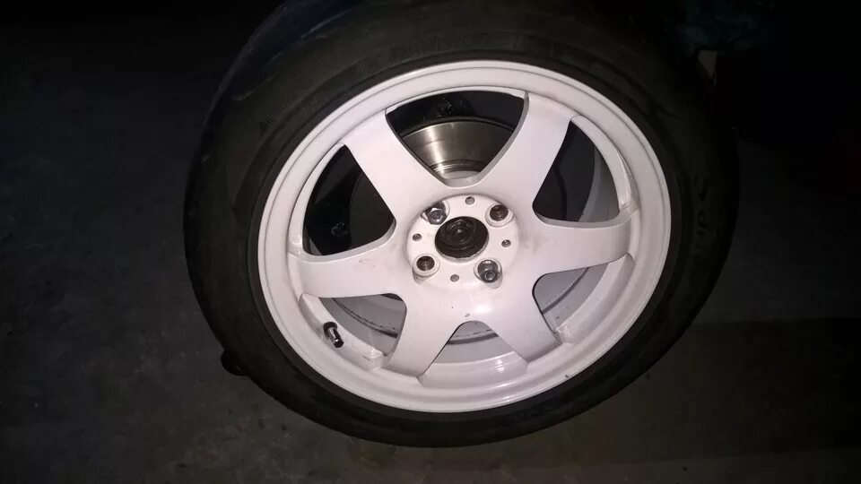 Диски slik r15. Резина на ваз r15. Низкопрофильная резина r14 на ваз 2112. 175/55 r15 на ваз. R13 vs r14.
