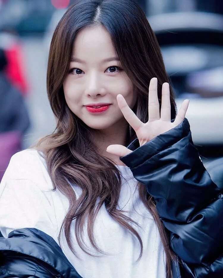 Пак девушек сообщения. Пак девушек сообщения. Сольджи. Park han byul. Пак мин-ён в нижнем белье.