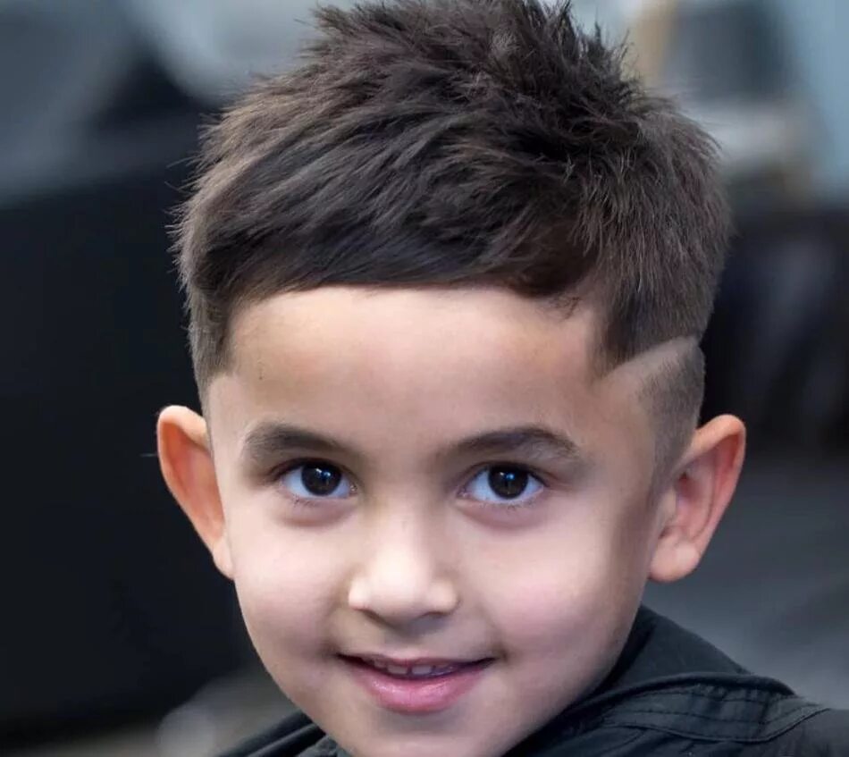 детские стрижки мальчику. стрижки для мальчиков короткие. крутые причёски для мальчиков. андеркат стрижка для мальчика подростка. причёски для мальчиков модные.
