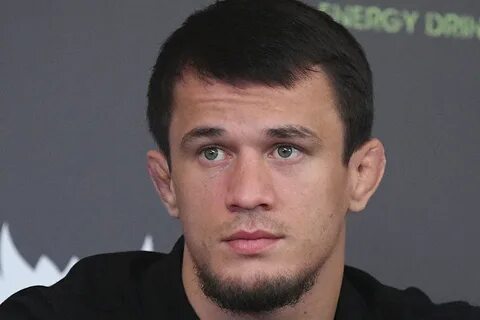 Кто победил усман нурмагомедов
