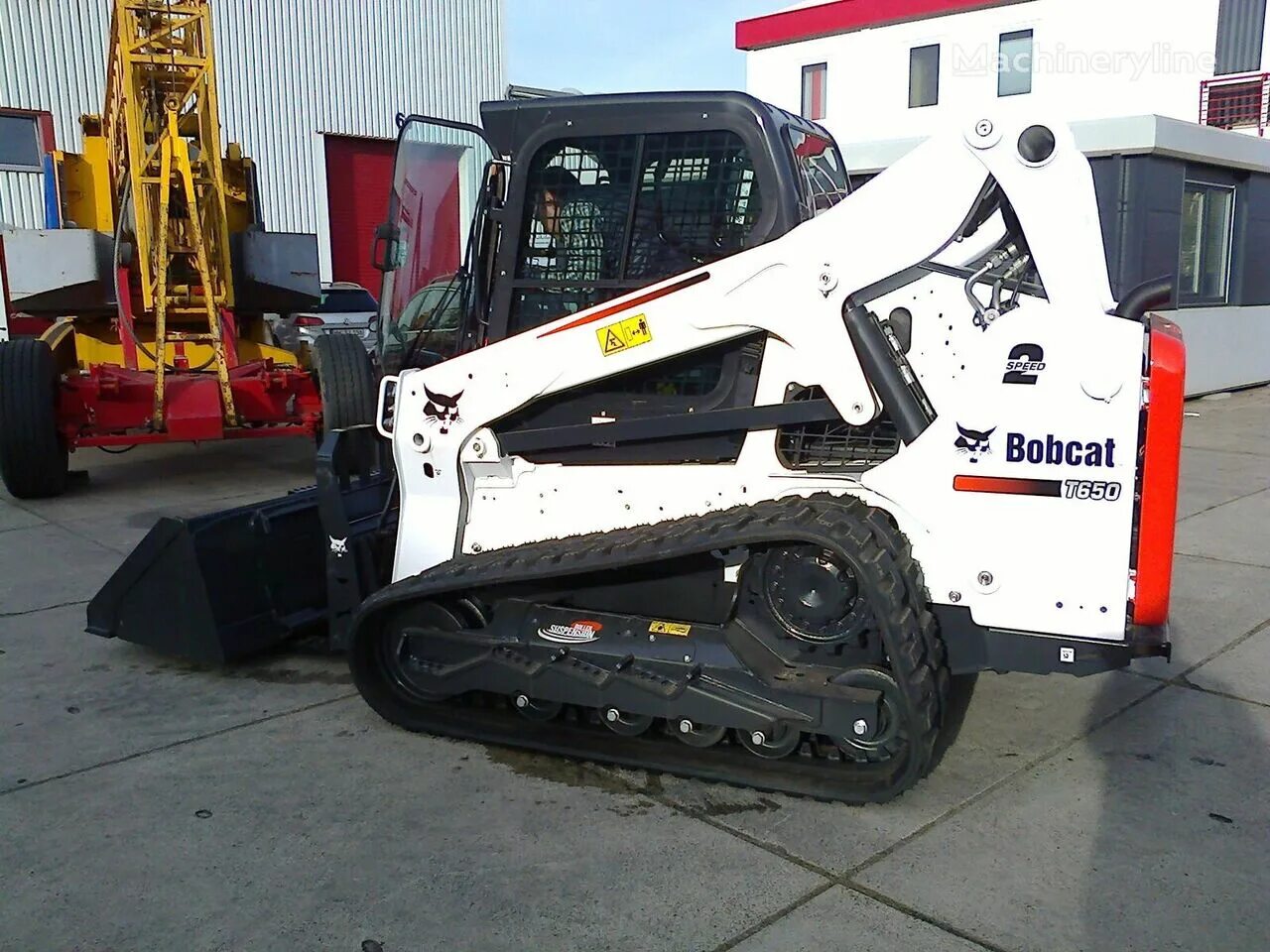 Bobcat гусеничный. Бобкэт t650. Бобкэт т770. Гусеничный мини погрузчик Bobcat t300. Гусеницы Bobcat t650.