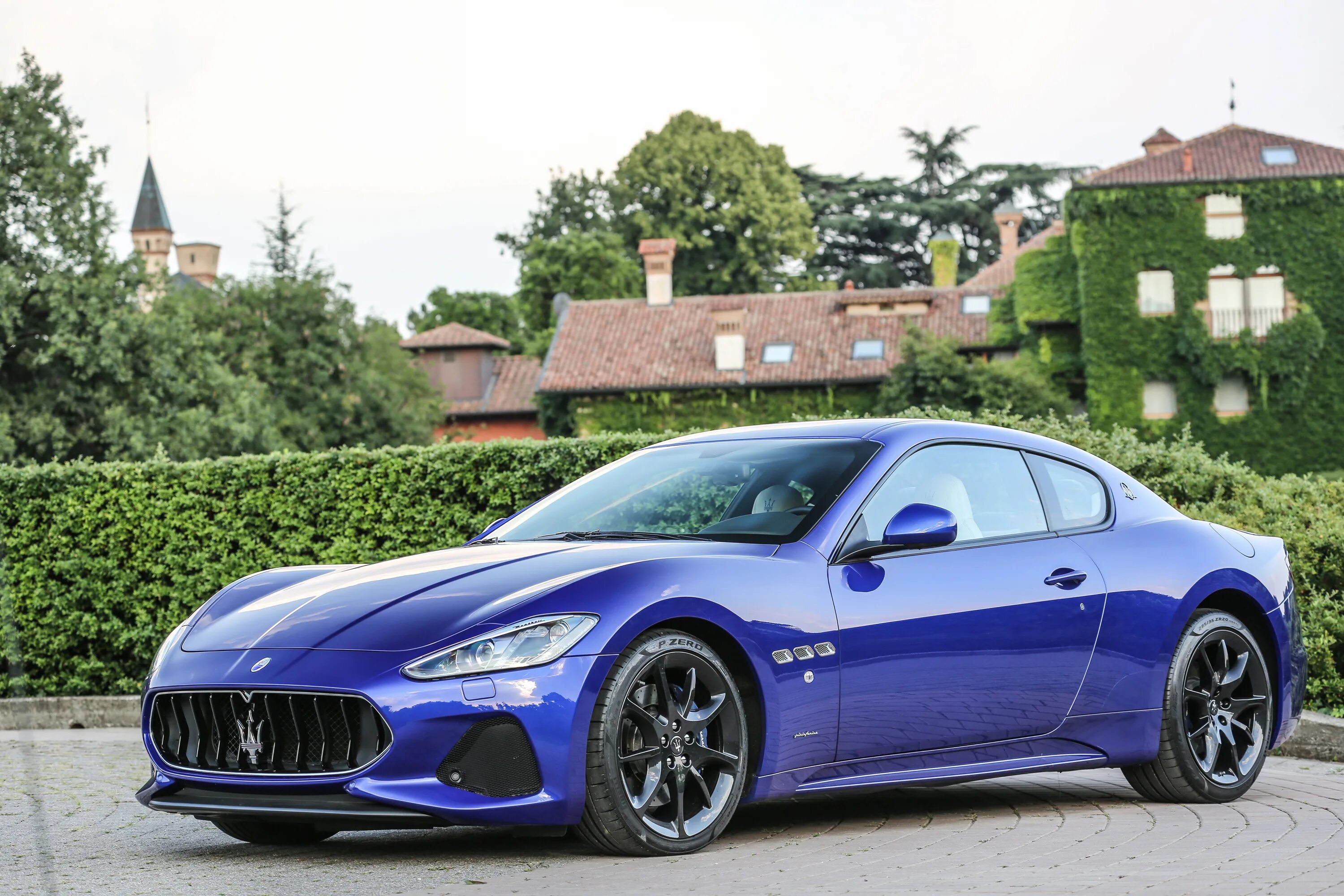 Мазерати Гранд Туризмо. Maserati GRANTURISMO синий. Мазерати Гранд Туризмо 2021. Maserati Gran Turismo s 2015. Авто мазерати