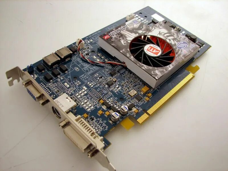 Nvidia ati radeon. GEFORCE 7800 gt. Radeon gt6600. ATI Radeon 9600/NVIDIA GEFORCE 6600. GEFORCE 6600 gt.