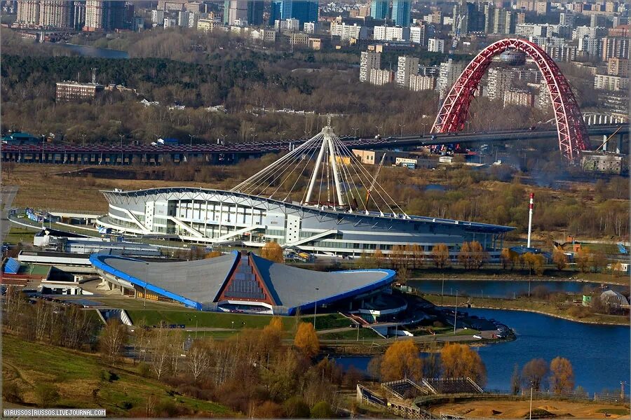 Стадион крылатское. Ледовая Арена Крылатское. Крылатское спортивный комплекс. Конькобежный центр Крылатское. Ледовый стадион Крылатское.