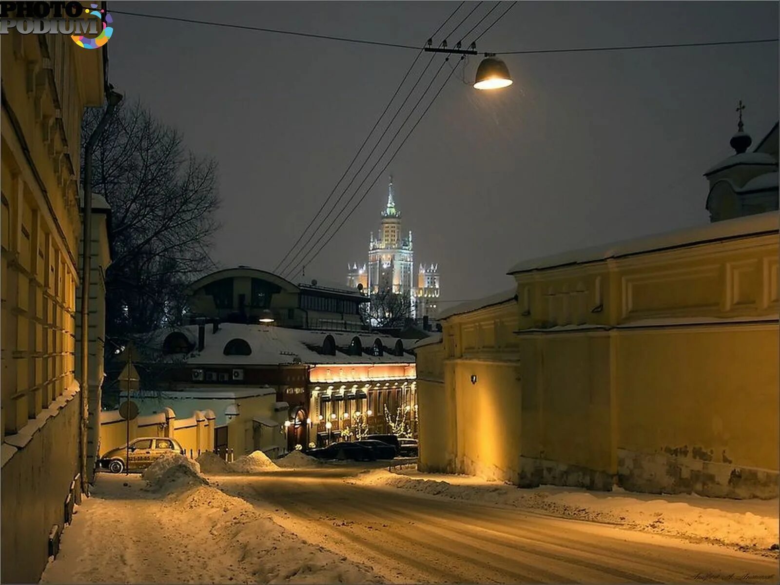 Мск переулки. Хохловский переулок ночью. клушин переулок москва. переулки москвы. красивые переулки москвы.