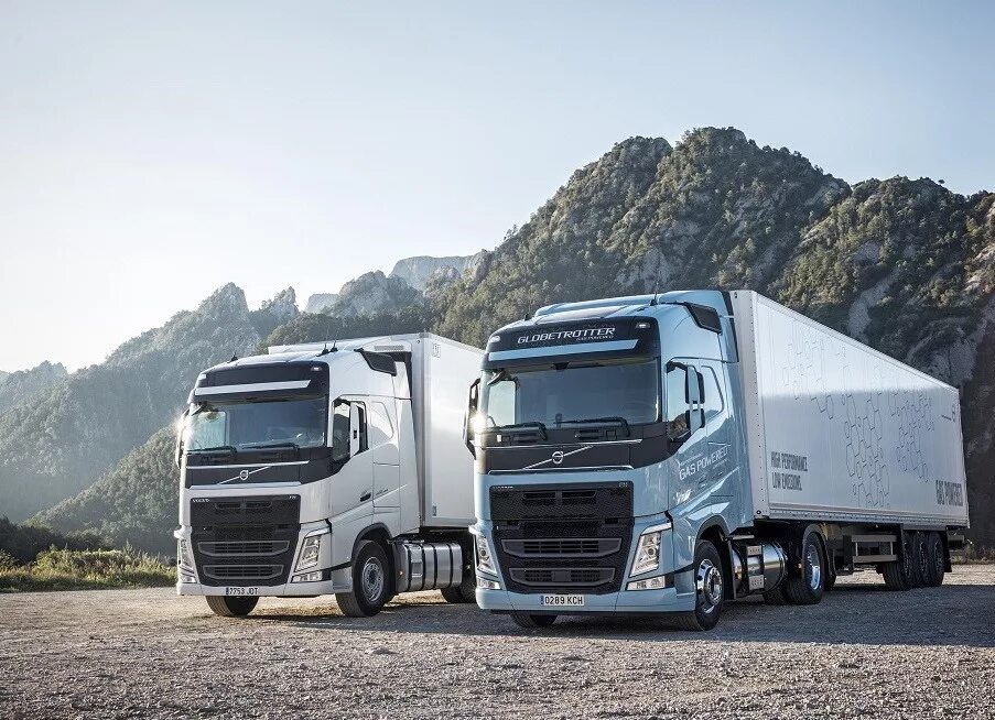 Грузовые автомобили 2016. Volvo fh16 2019. Фура Вольво евро 6. Евро 6 Вольво с прицепом. Фура Volvo fh16.