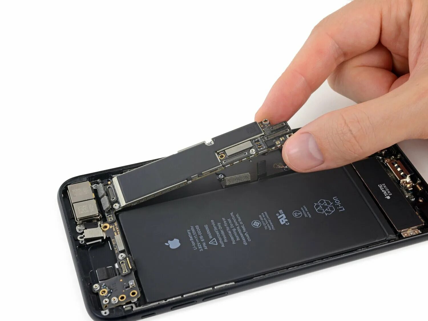 Как починить айфон 7 Ремонт iPhone замена дисплея iphone 7 white цены на OZON Услуги (279154412)