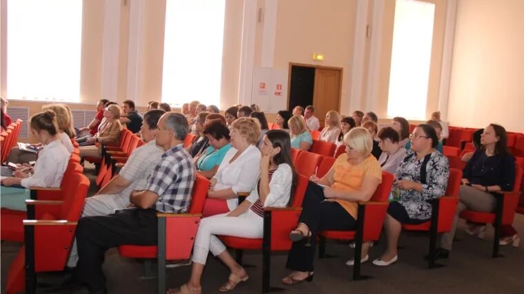 Сайт г новочебоксарск. Администрация города Новочебоксарск. Совещание администрация Новочебоксарск. Глава Новочебоксарска Чувашской Республики. АГУ администрации Новочебоксарска.