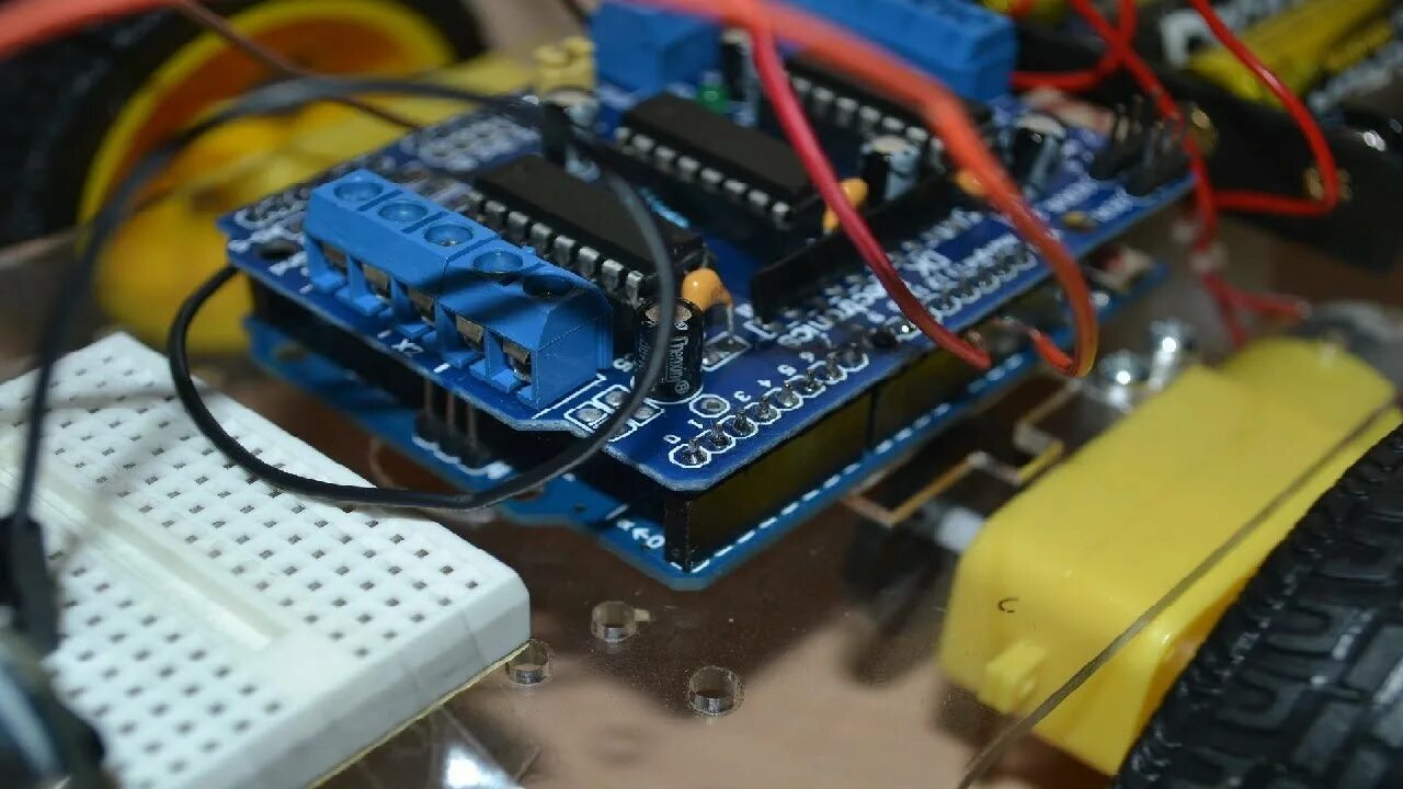 Темы ардуино. Контроллер ардуино. мотор arduino. arduino для детей. 1*2 провод ардуино.