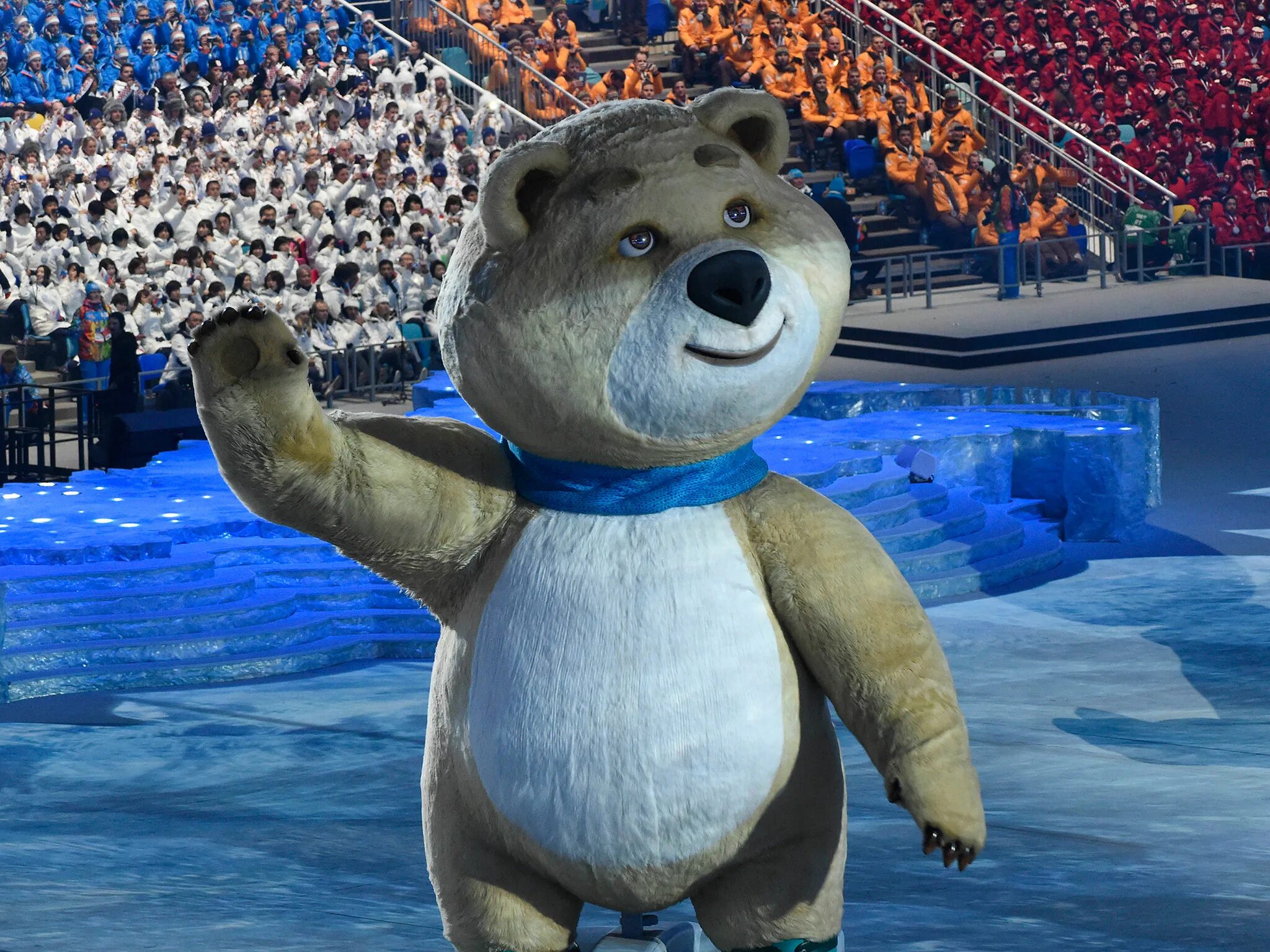 Маша и медведь олимпийская наб 9 1. Маскот Сочи 2014. Медведь на Олимпийских играх Сочи 2014. Олимпийский мишка Сочи 2014 символ. Олимпийские игры в Сочи 2014 белый мишка.