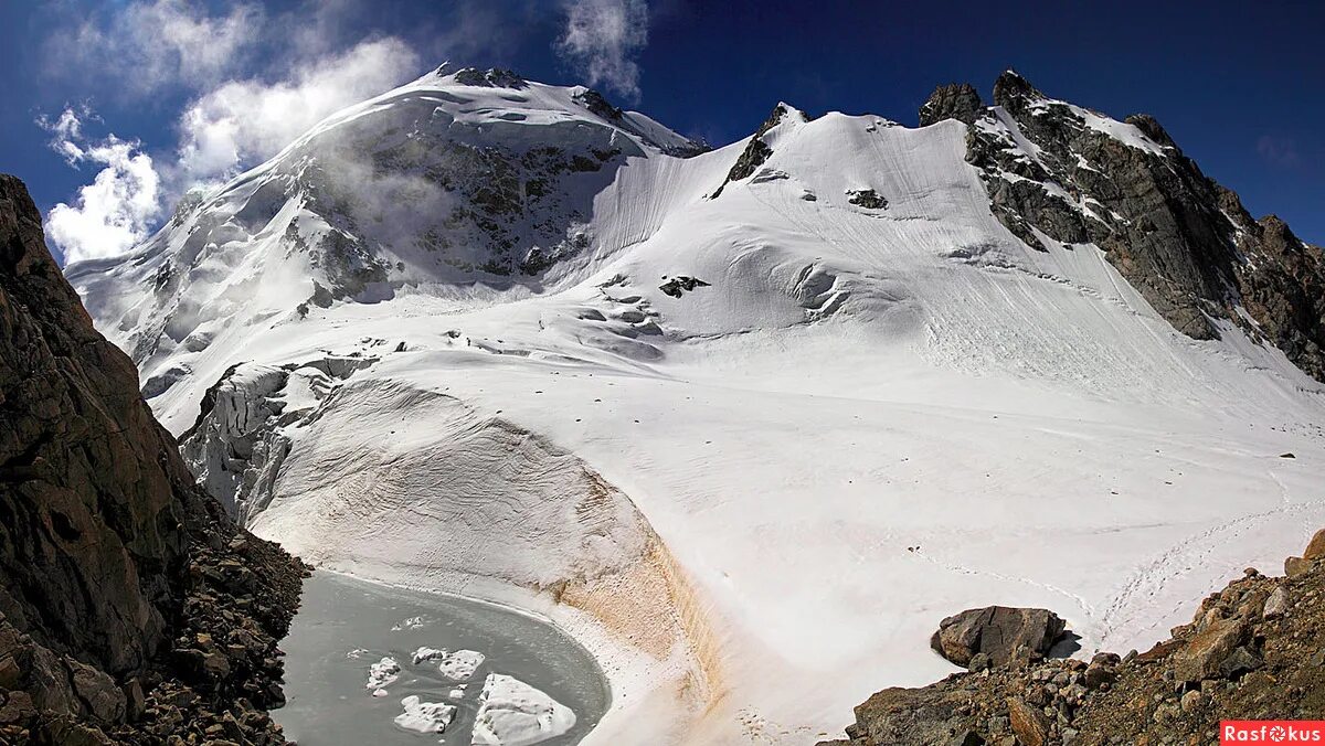 думая гора. безенги укю. перевал 3б. безенги альплагерь. думая гора.