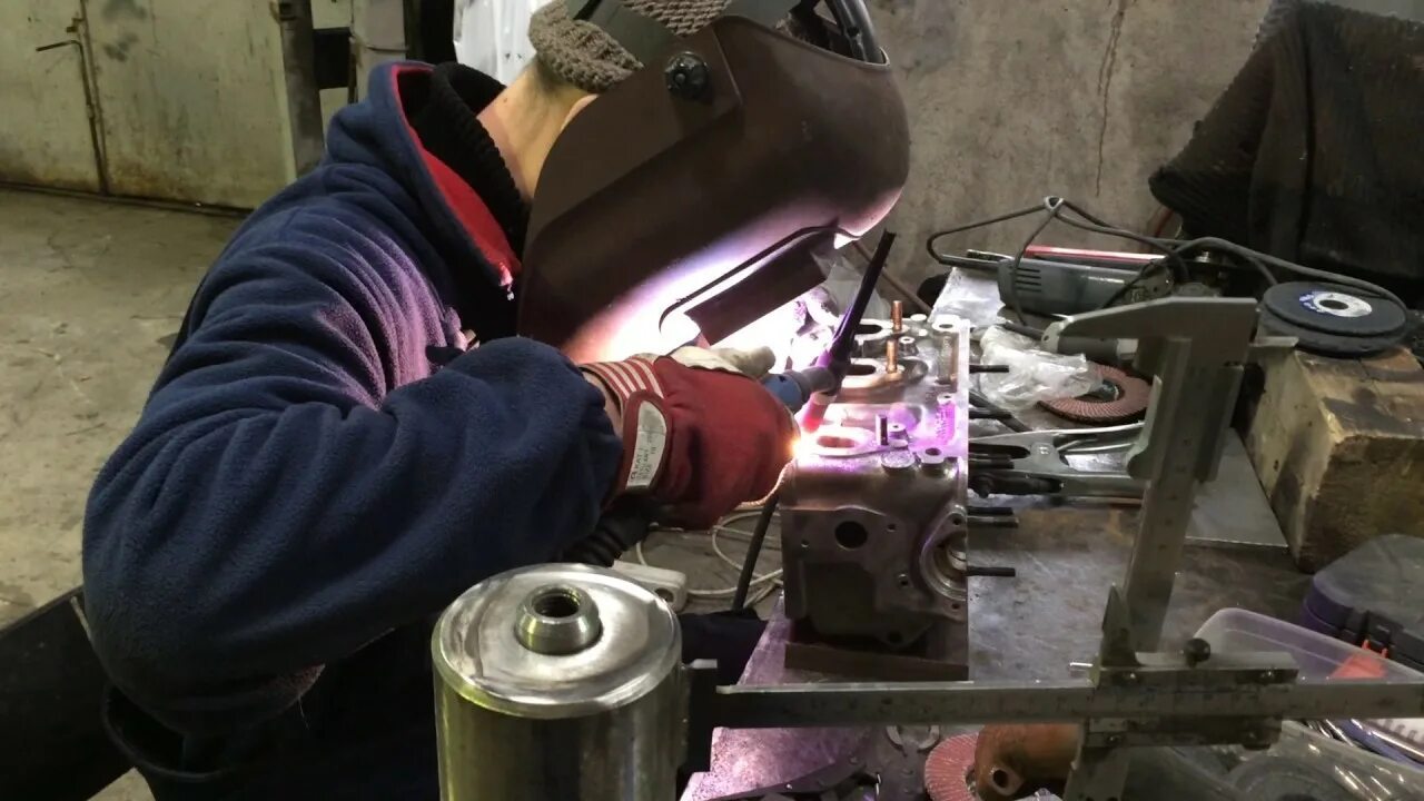 Подвесной сварочный автомат для сварки под флюсом. Сварка головок. Сварка головок. Сварочная головка a2s mini master. Сварочная головка автоматическая к346а.