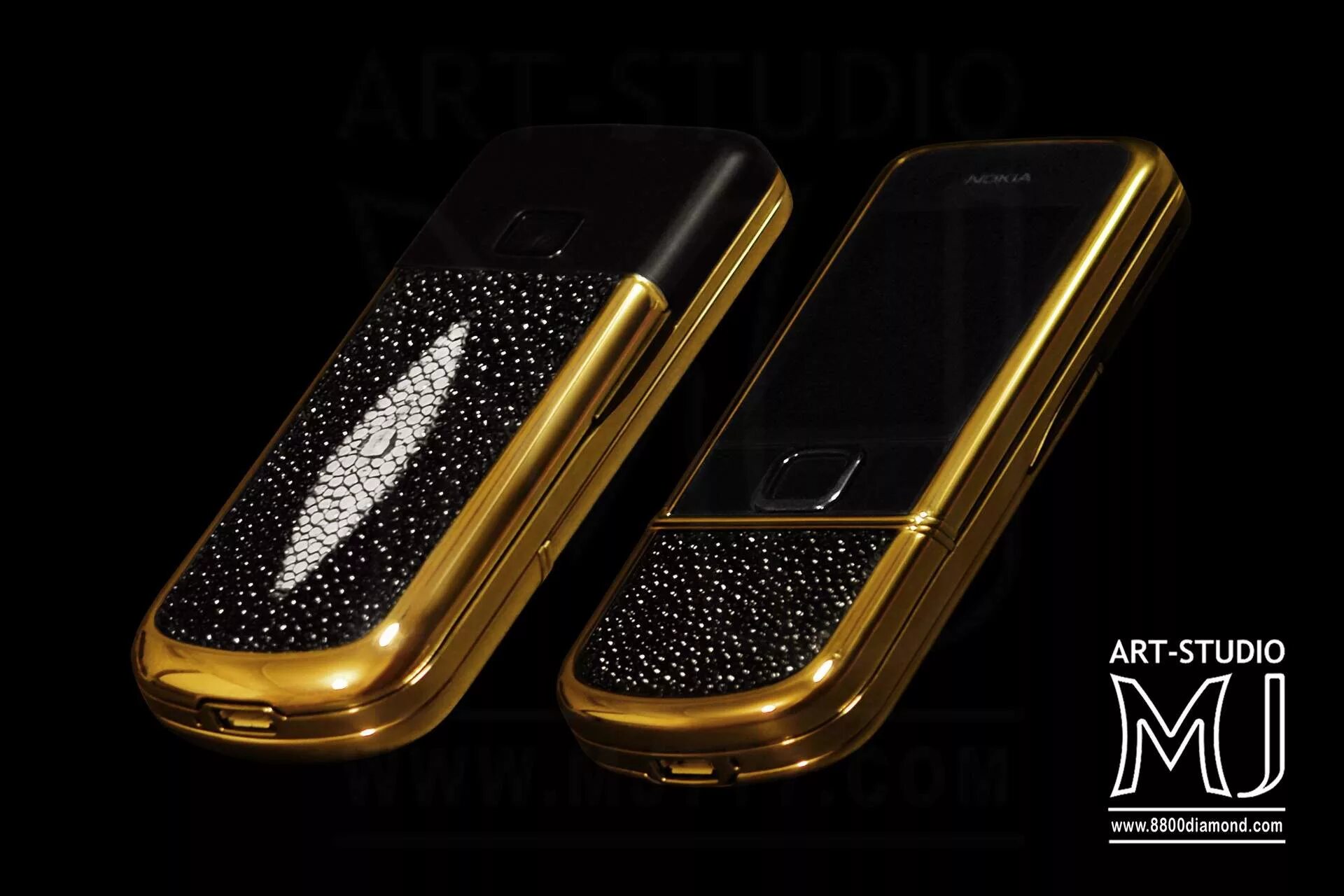 Магазин дорогих телефонов. Нокиа 8800 верту. Nokia 8800 Arte. Nokia 8800 Arte Gold. Нокиа 8800 со стразами.