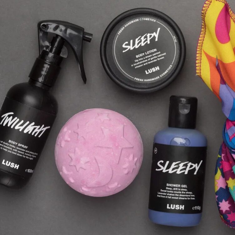 Косметика lush купить. Lush Twilight. Lush косметика. Бренд лаш. Лаш 1.