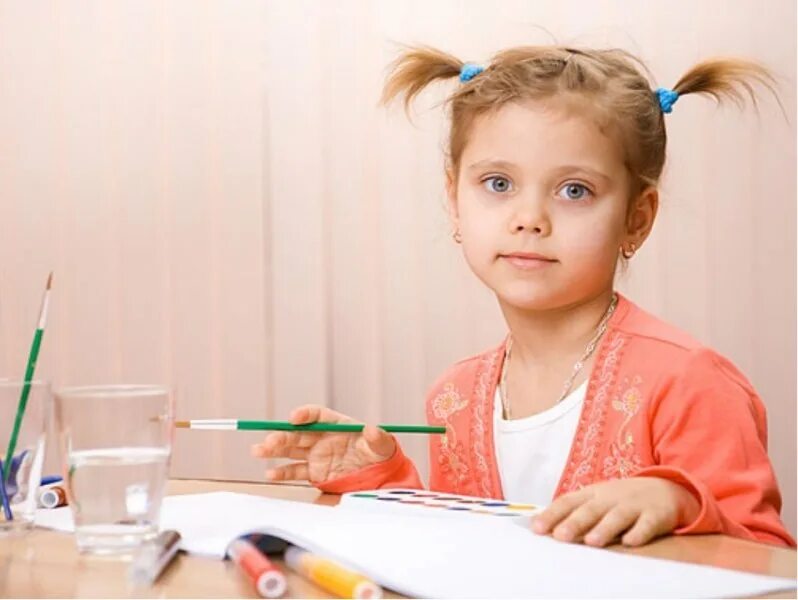 Что делать 6 летнему ребенку. Дети дошкольники. Творческие занятия для детей. Дети в детском саду. Что делать 6 летнему ребенку.