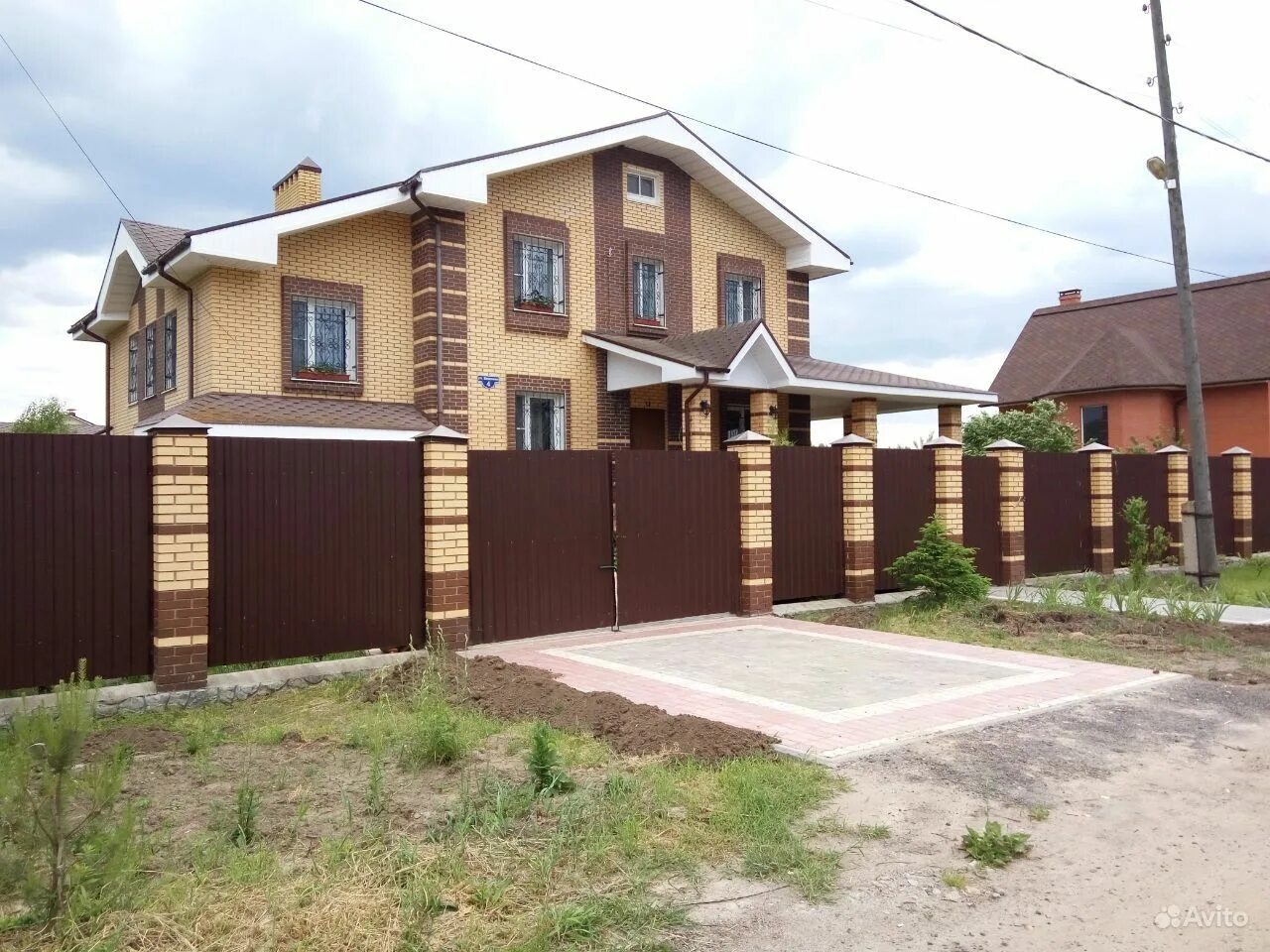 дом в коломенском районе. дом в коломне в черте города. дом в коломне в черте города. частный дом в коломна. дом в коломне.