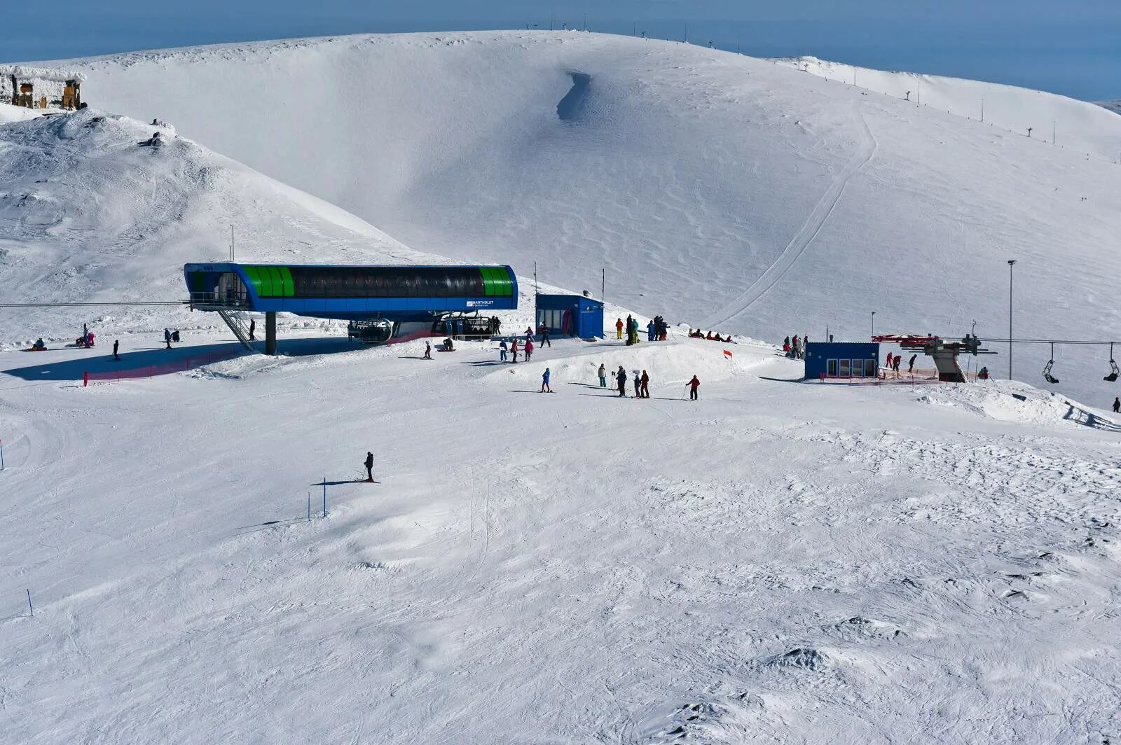 Большой вудъявр горнолыжный курорт веб. Кировск горнолыжный курорт большой Вудъявр. Кировск Мурманская область горнолыжный курорт большой Вудъявр. Горнолыжный склон большой Вудъявр Кировск. Горнолыжка Хибины Кировск.